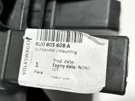 Audi Q3 8U Priekinio žibinto laikiklis 8U0805608A