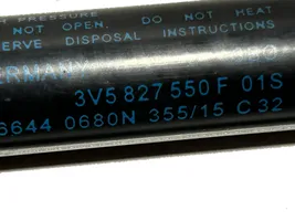 Skoda Superb B8 (3V) Amortiguador/puntal del maletero/compartimento de carga 3V5827550F