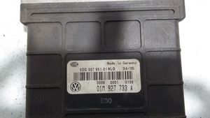 Volkswagen Golf III Module de contrôle de boîte de vitesses ECU 01M927733A
