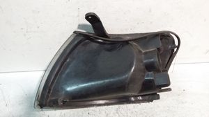 Toyota Carina T210 Indicatore di direzione anteriore 183148B