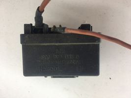 Peugeot 406 Glow plug pre-heat relay 0281003005