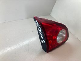 Nissan Qashqai Luci posteriori del portellone del bagagliaio 89071063