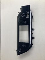 Citroen C4 II Picasso Radio/GPS head unit trim 98011195XU