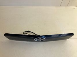 Toyota RAV 4 (XA30) Listwa oświetlenie tylnej tablicy rejestracyjnej 7680142040