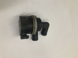 Volkswagen PASSAT B7 Pompe à eau de liquide de refroidissement 5N0965561A