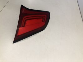 Citroen C4 II Lampy tylnej klapy bagażnika 9808624780