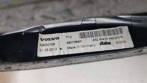 Volvo V60 Osłona anteny dachowej GPS 39850728