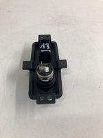 Honda CR-V Enchufe conector entrada auxiliar 