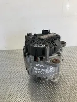 Volkswagen Touran II Generatore/alternatore 03L903023A