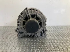 Volkswagen Touran II Generatore/alternatore 03L903023A