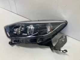 Renault Captur Lampa przednia 130702445200