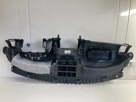 Volkswagen Touareg I Armaturenbrett Cockpit 7L6858451