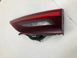 Toyota Avensis T270 Tailgate rear/tail lights E214080