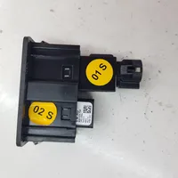 Volkswagen PASSAT B8 Connecteur/prise USB 5G0035222H