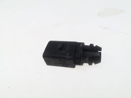 Audi A5 8T 8F Āra temperatūras sensors 8Z0820535