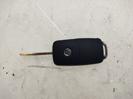 Volkswagen Golf VI Užvedimo raktas (raktelis)/ kortelė 5K0837202