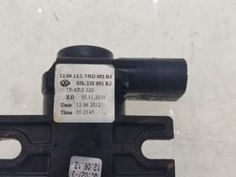 Volkswagen Jetta VI Electrovanne Soupape de Sûreté / Dépression 1K0906627B