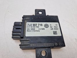 Volkswagen Touareg I Alarm control unit/module 7L0907719