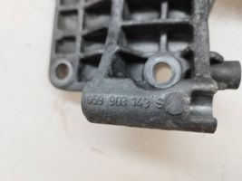 Audi A5 8T 8F Support de générateur / alternateur 059903143S