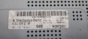 Mercedes-Benz CLS C219 Radio/CD/DVD/GPS-pääyksikkö A2118702789