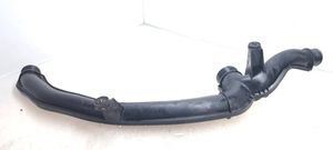 Volkswagen Touareg II Tube d'admission de tuyau de refroidisseur intermédiaire 7P0145792