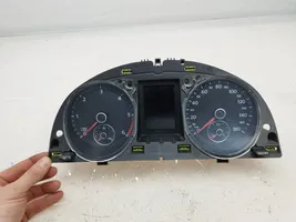Volkswagen PASSAT CC Tachimetro (quadro strumenti) 3C8920970A