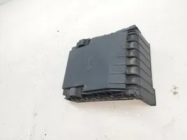 Volkswagen PASSAT CC Fuse box cover 1K0937132F