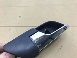 Opel Tigra B Front door interior handle 80068402