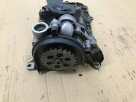 BMW 3 E92 E93 Oil pump 7810823