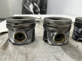 Skoda Octavia Mk1 (1U) Piston 79l69m091