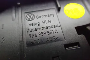 Volkswagen Touareg II Tailgate opening switch 7P6959551C