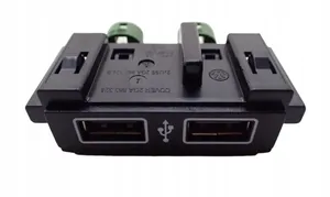 Volkswagen T-Roc Gniazdo / Złącze USB 2GA863324