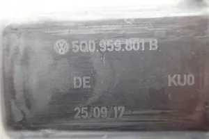 Audi TT TTS RS Mk3 8S Etuoven ikkunan nostomoottori 5Q0959801B