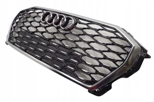 Audi Q3 F3 Maskownica / Grill / Atrapa górna chłodnicy 83F853651