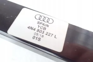 Audi A8 S8 D5 Inne części komory silnika 4N4803227L