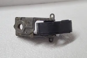 Audi A4 S4 B8 8K Staffa/supporto di montaggio della marmitta 8K0253144M