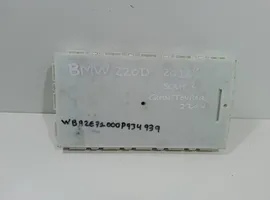 BMW 2 F46 Saugiklių blokas 682196601