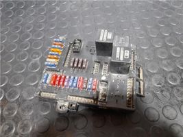 Mercedes-Benz 100 W631 Fuse module 