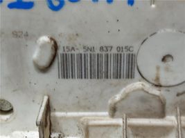 Volkswagen PASSAT CC Motor der Vordertürverriegelung 5N1837015C