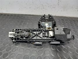 Mercedes-Benz E W212 Maniglia esterna per portiera anteriore A2047602334