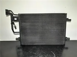 Volkswagen PASSAT B5.5 Radiatore di raffreddamento A/C (condensatore) 3B0260401