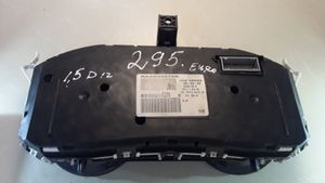 Renault Megane II Compteur de vitesse tableau de bord RAAG40272R