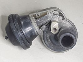 Volkswagen PASSAT B5 Valvola di regolazione del liquido di raffreddamento e del riscaldatore 4A0819809