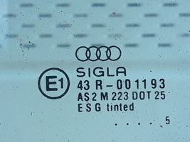 Audi A4 S4 B5 8D Priekšpusē elektriskā loga pacelšanas mehānisma komplekts 8D0837841