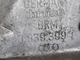 Audi A4 S4 B5 8D Ręczny podnośnik szyby drzwi tylnych 8D0839399A