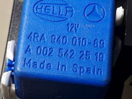 Mercedes-Benz A W168 Ramka / Moduł bezpieczników A1685462143