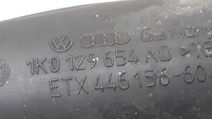 Audi A3 S3 A3 Sportback 8P Mocowanie / Wspornik rury intercoolera 1K0129654AD