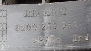 Renault Modus Balkis galinio bamperio 8200258961