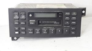 Chrysler Voyager Radio / CD/DVD atskaņotājs / navigācija P04704345G