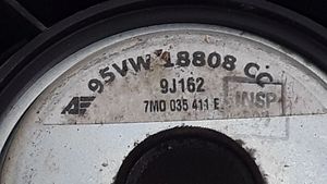 Ford Galaxy Haut-parleur de porte avant 95VW18808CC